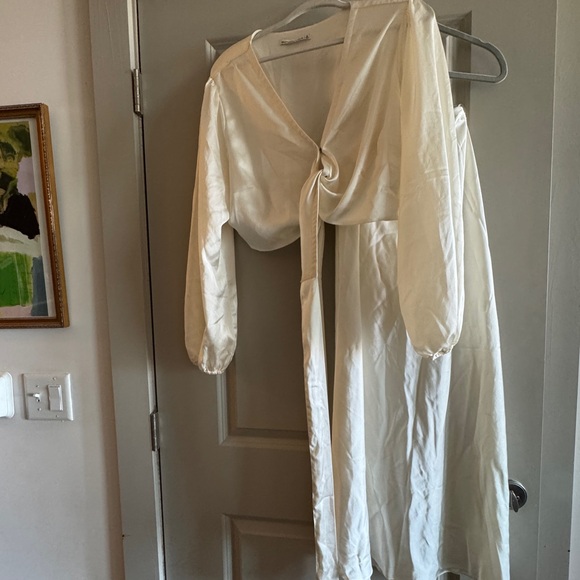 Abercrombie Elegant Cream Wrap set - Picture 1 of 6